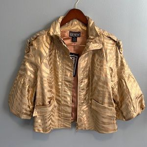 NWT beautiful rare gold cropped zip jacket with 3/4 balloon sleeves